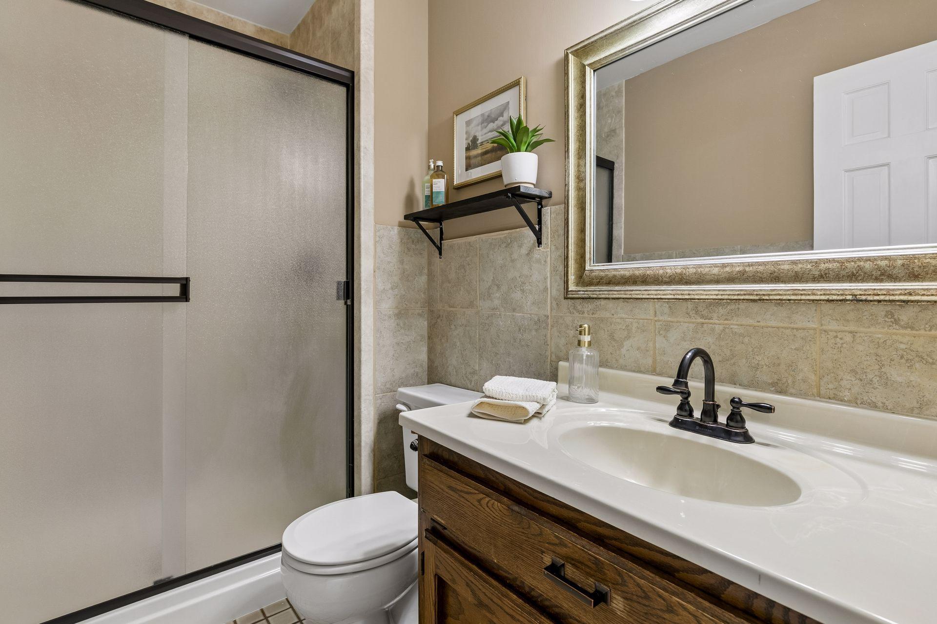 3/4 bathroom - owner's suite