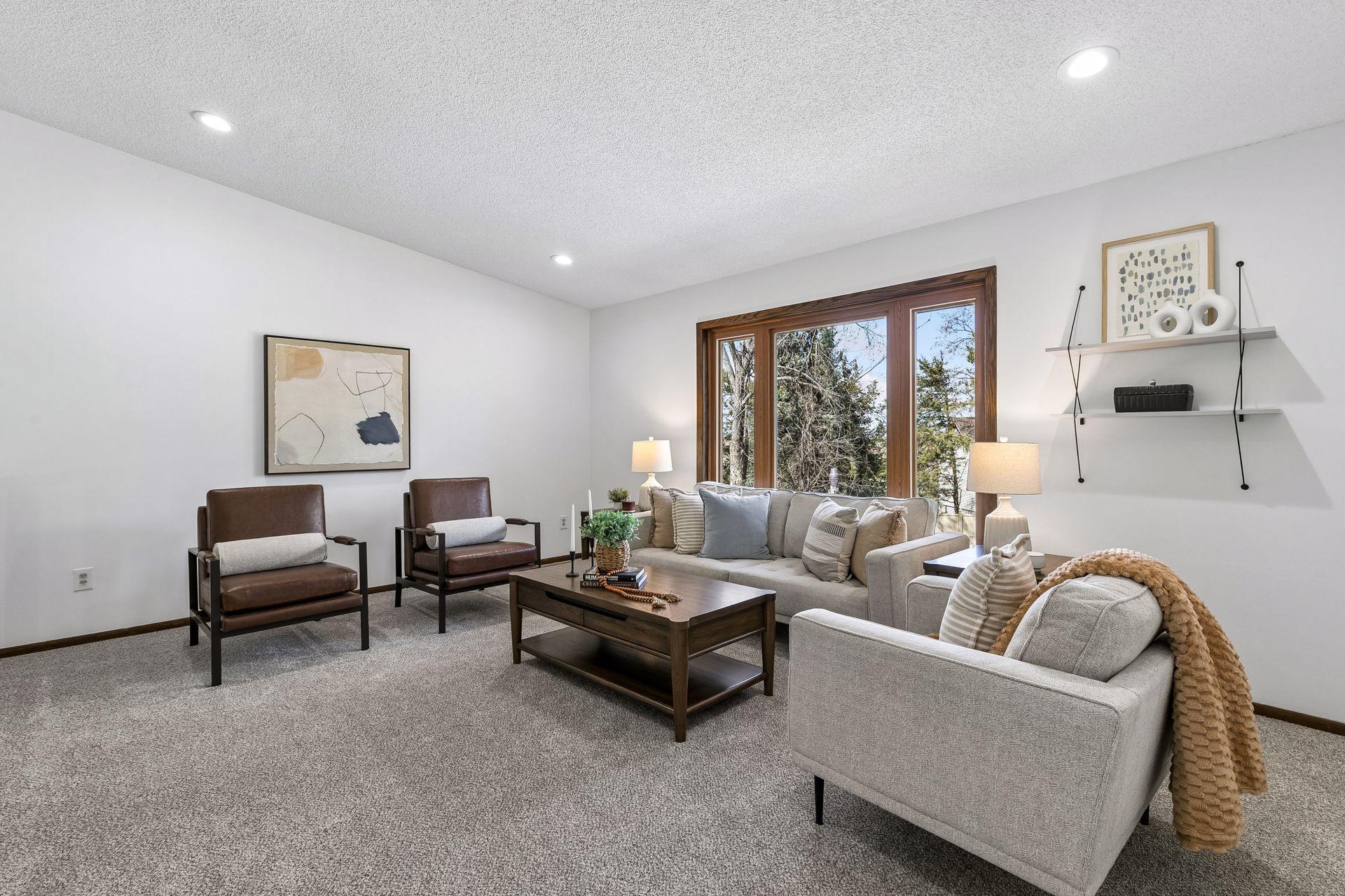 Living room - upper level