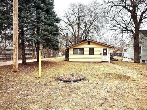 2701 Blackstone Avenue S, Minneapolis, MN 55416