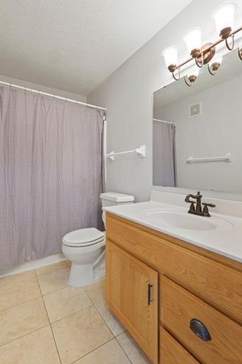 9214 161st Street W, Lakeville, MN 55044