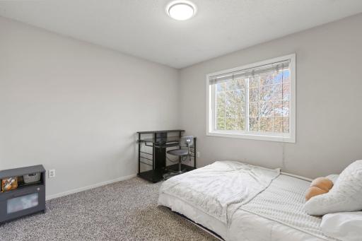 9214 161st Street W, Lakeville, MN 55044