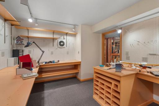2309 Horizon Road, Burnsville, MN 55337