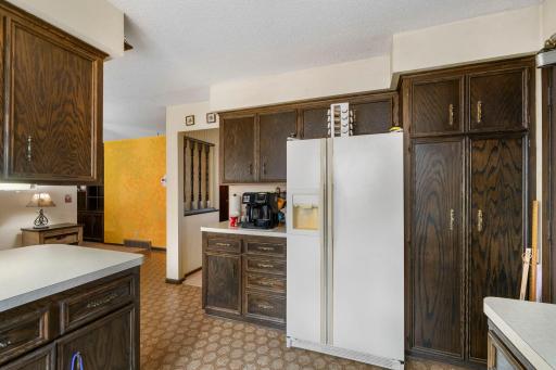2309 Horizon Road, Burnsville, MN 55337
