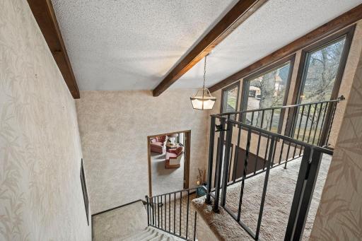 2309 Horizon Road, Burnsville, MN 55337