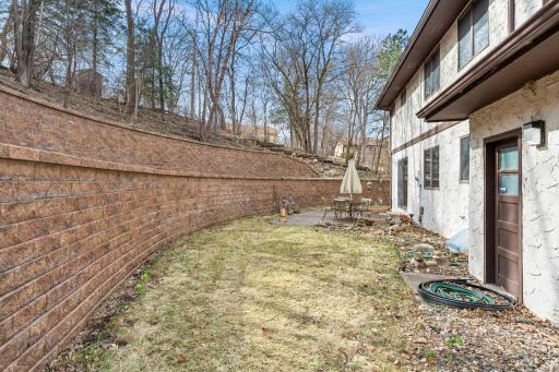 2309 Horizon Road, Burnsville, MN 55337