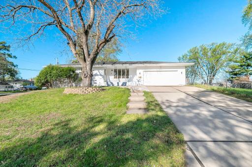 9242 Queen Avenue S, Minneapolis, MN 55431