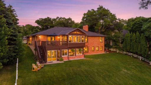 15600 Logarto Lane, Burnsville, MN 55306
