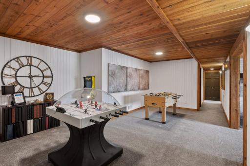 15600 Logarto Lane, Burnsville, MN 55306
