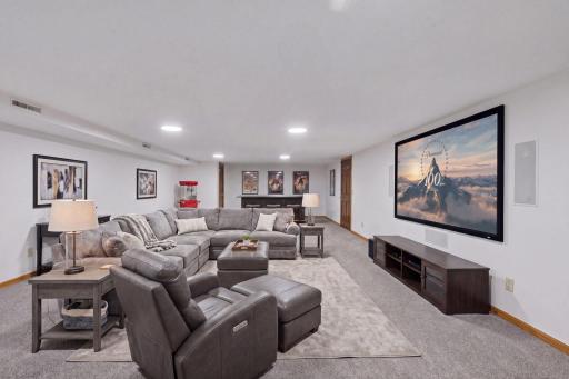 15600 Logarto Lane, Burnsville, MN 55306