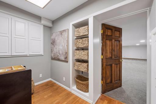 15600 Logarto Lane, Burnsville, MN 55306