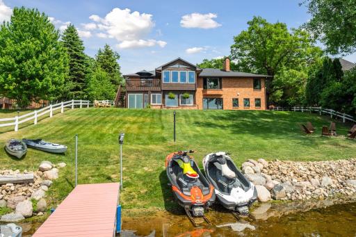 15600 Logarto Lane, Burnsville, MN 55306
