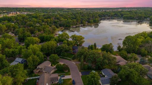 15600 Logarto Lane, Burnsville, MN 55306