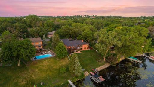 15600 Logarto Lane, Burnsville, MN 55306