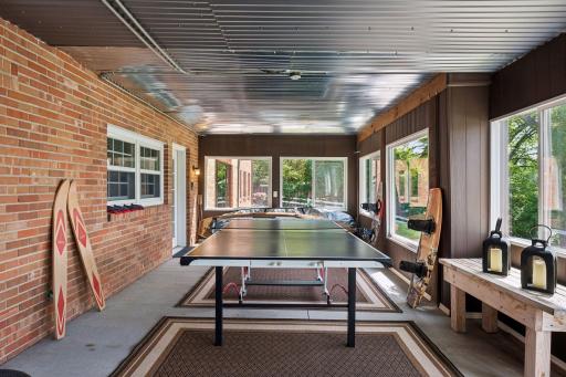 15600 Logarto Lane, Burnsville, MN 55306
