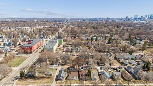 1815 Queen Avenue N, Minneapolis, MN 55411