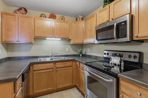 4680 Tower Street SE, 309, Prior Lake, MN 55372