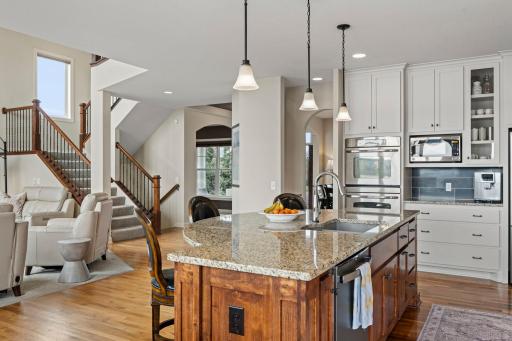 6719 105th Trail N, Minneapolis, MN 55445