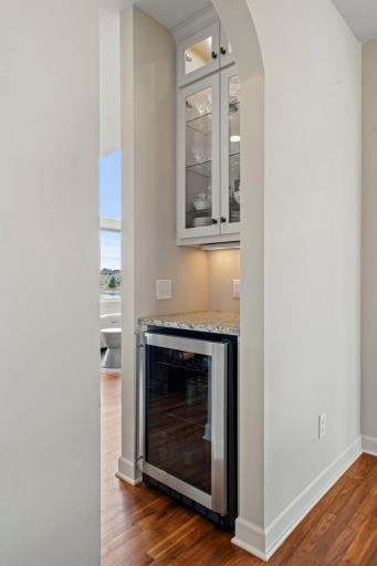 6719 105th Trail N, Minneapolis, MN 55445