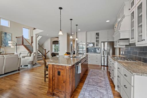 6719 105th Trail N, Minneapolis, MN 55445
