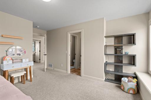 6719 105th Trail N, Minneapolis, MN 55445