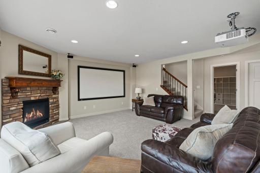 6719 105th Trail N, Minneapolis, MN 55445