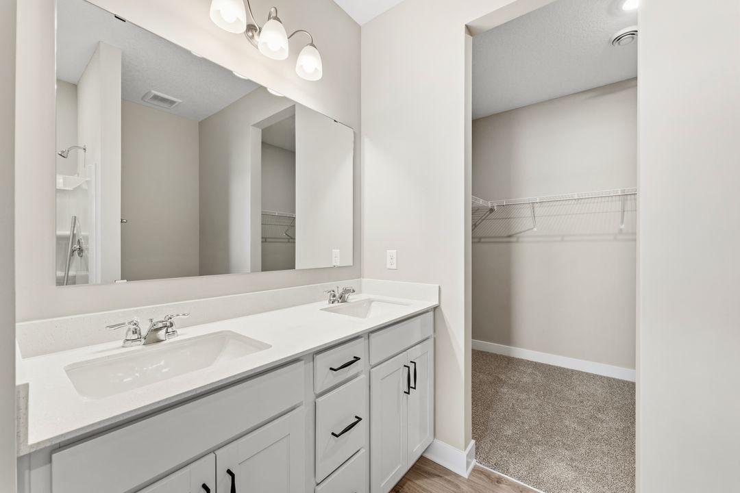 Harmony Primary Bathroom. Photos are of similar staged home. Colors and options may vary. Ask Sales Agent for details.