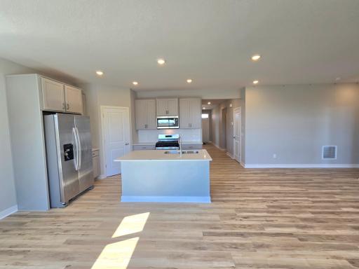 Harmony Kitchen. Photos are of actual home. Colors and options may vary. Ask Sales Agent for details.