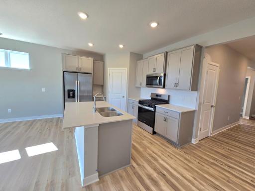 Harmony Kitchen. Photos are of actual home. Colors and options may vary. Ask Sales Agent for details.