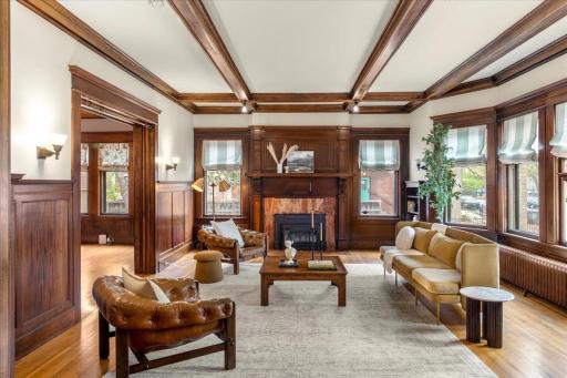 341 Dayton Avenue, Saint Paul, MN 55102
