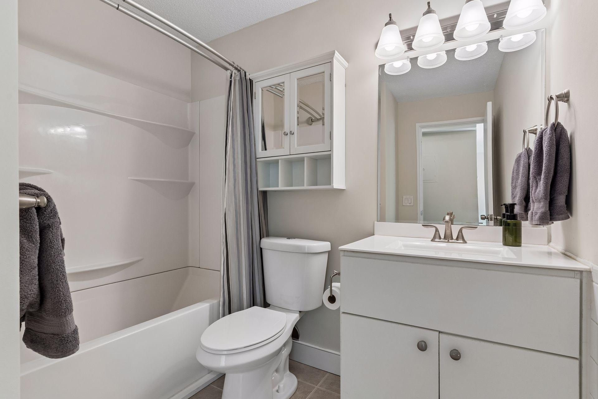 Bathroom with soaking tub