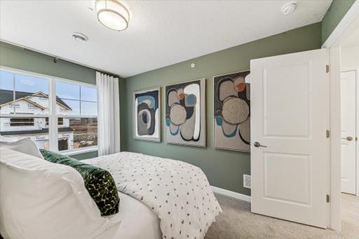 Photoâs of a Bayfield model in another community. The photoâs are representational only and finishes will vary.