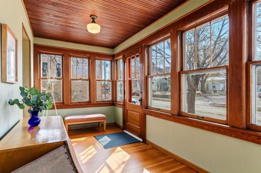 1025 Front Avenue, Saint Paul, MN 55103