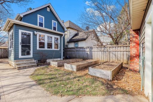 1025 Front Avenue, Saint Paul, MN 55103