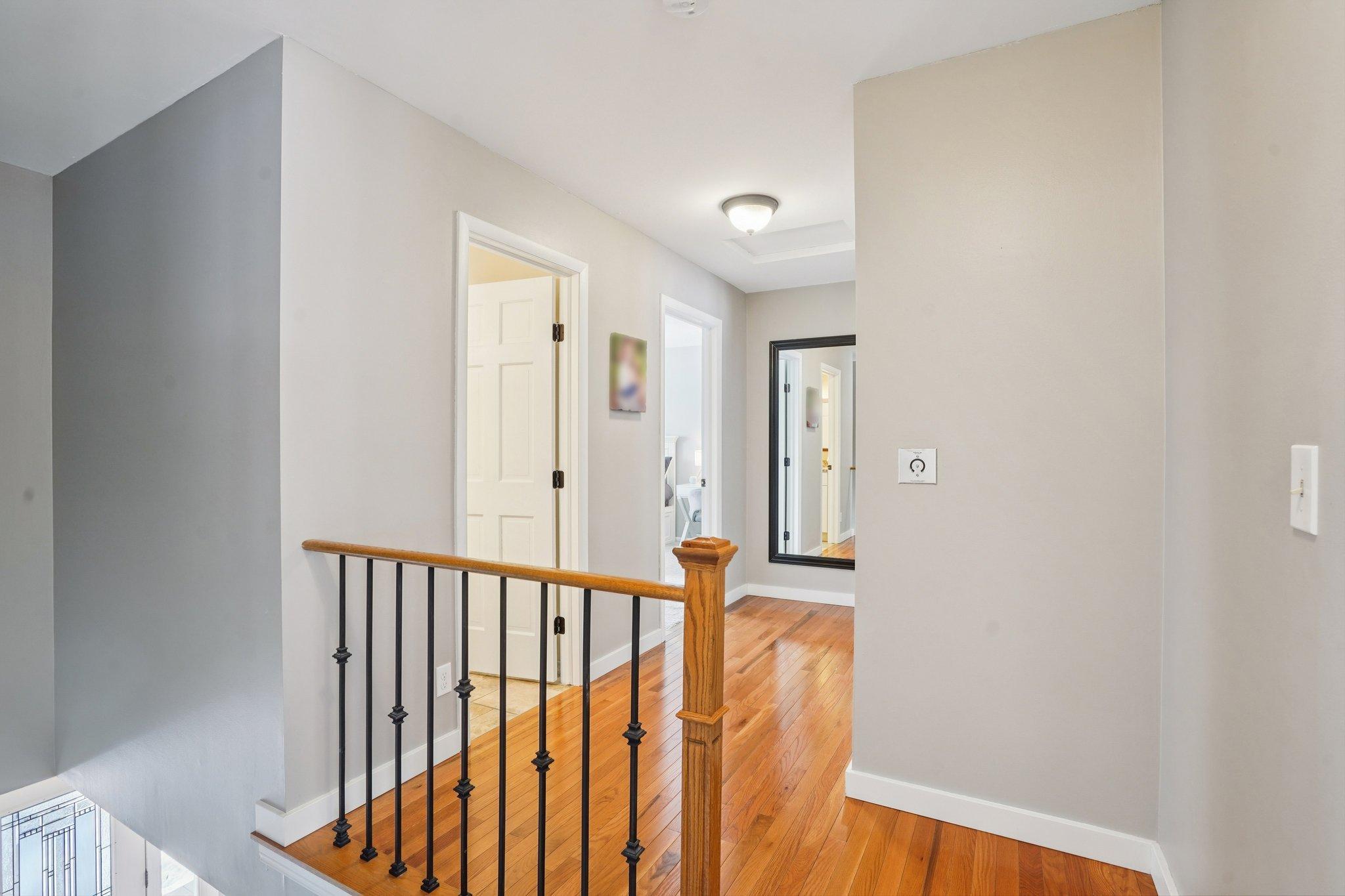 37-web-or-mls-Kerry Ln-S1803-037.jpg