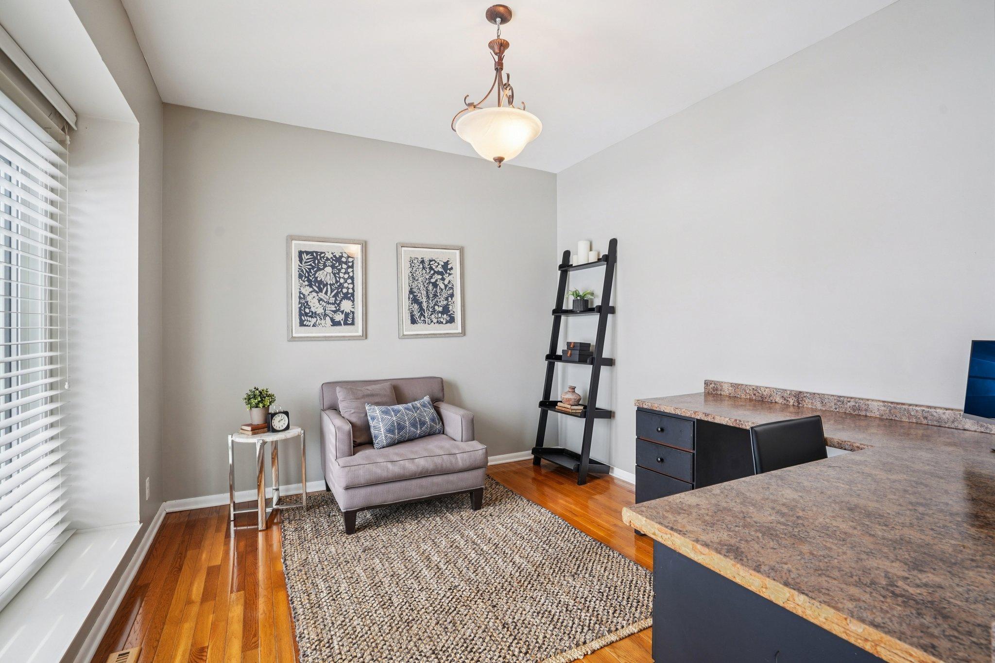 34-web-or-mls-Kerry Ln-S1803-034.jpg