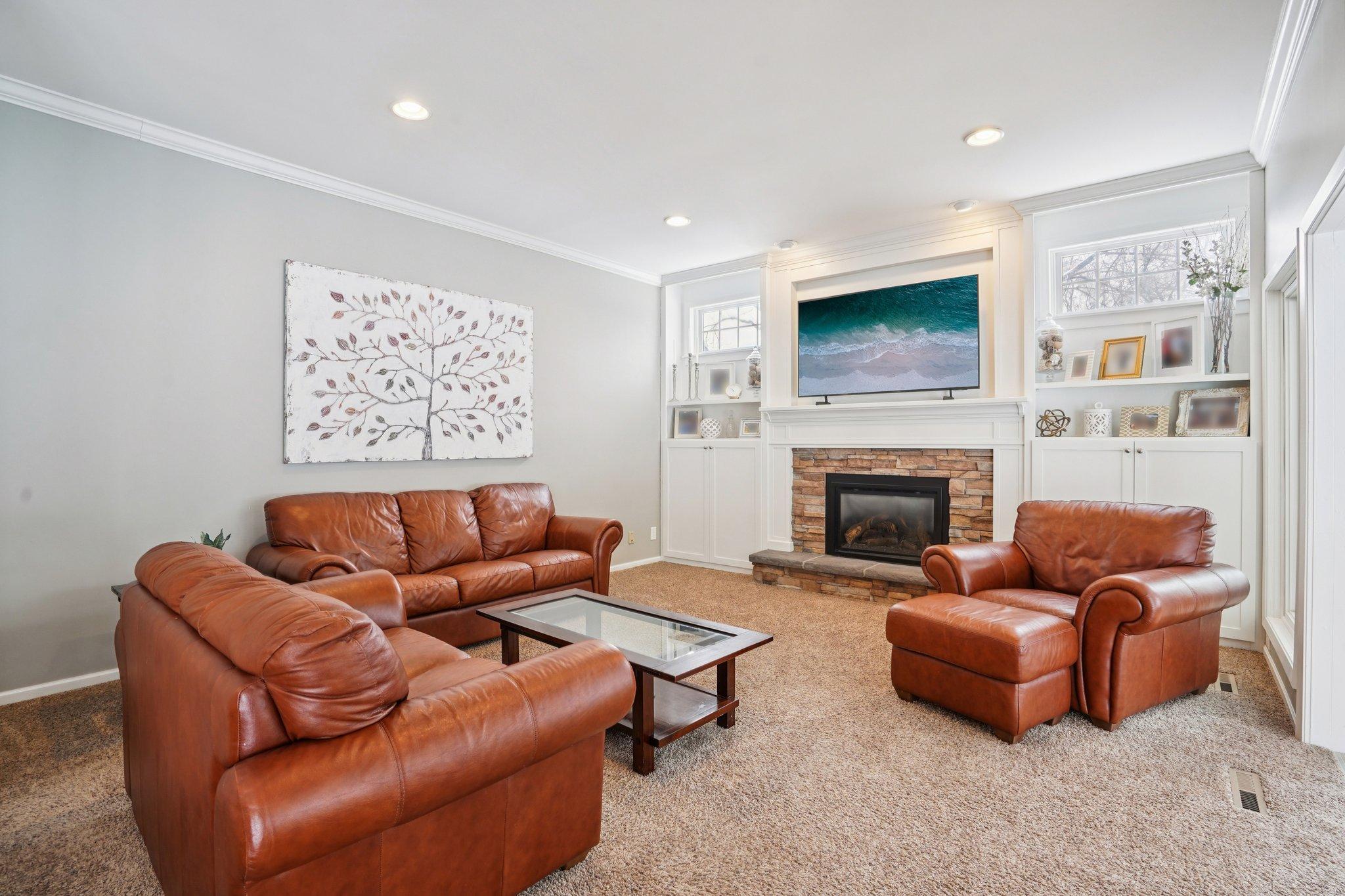 10-web-or-mls-Kerry Ln-S1803-010.jpg