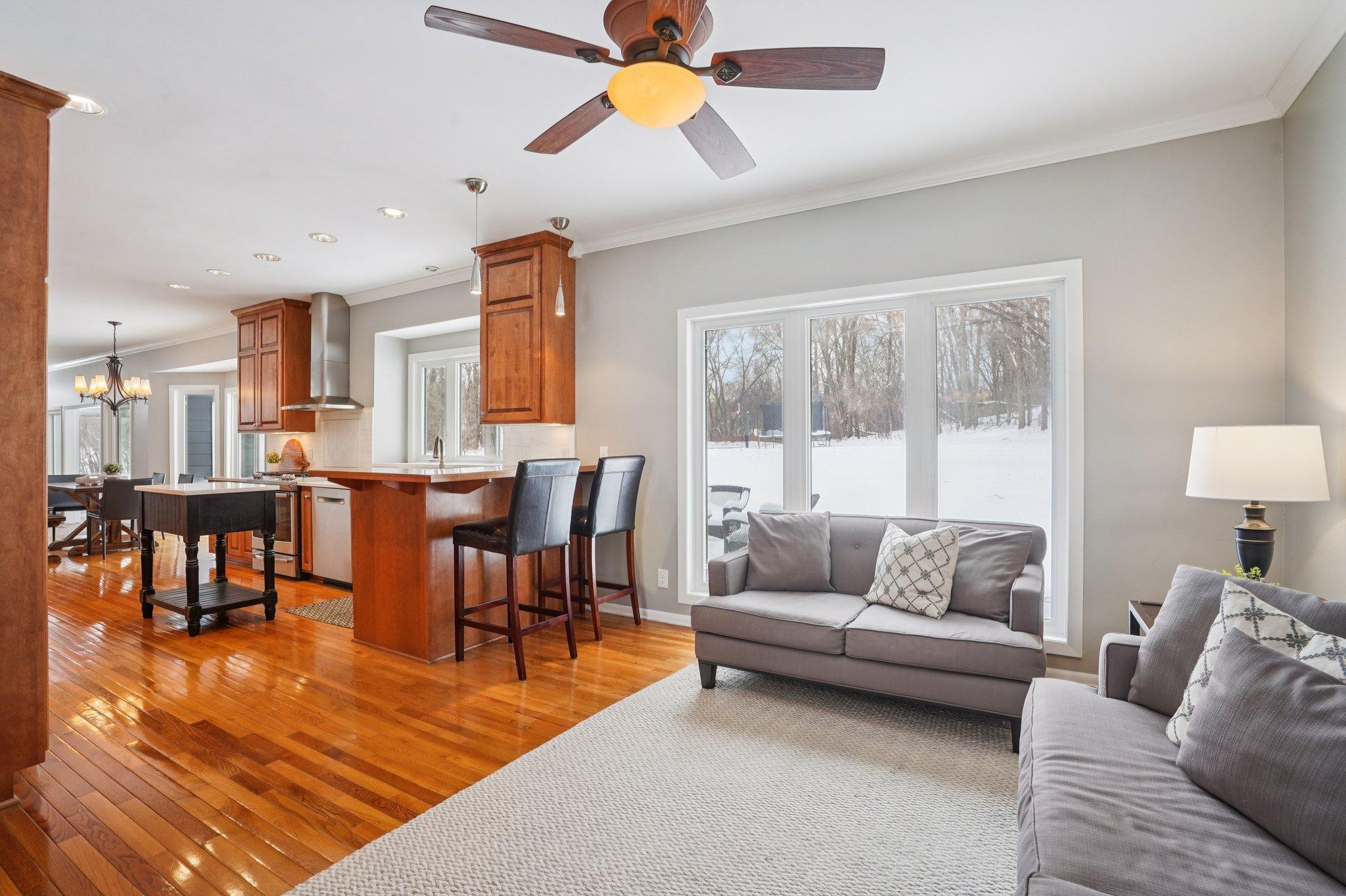 19-web-or-mls-Kerry Ln-S1803-019.jpg