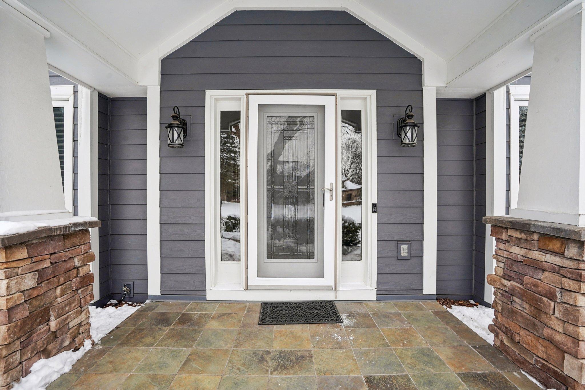 5-web-or-mls-Kerry Ln-S1803-005.jpg