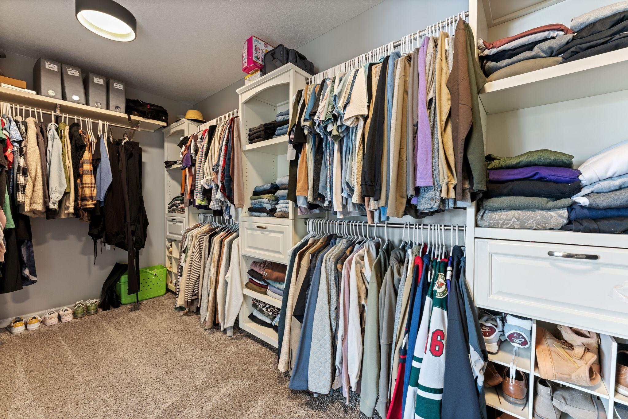 Custom Closet System