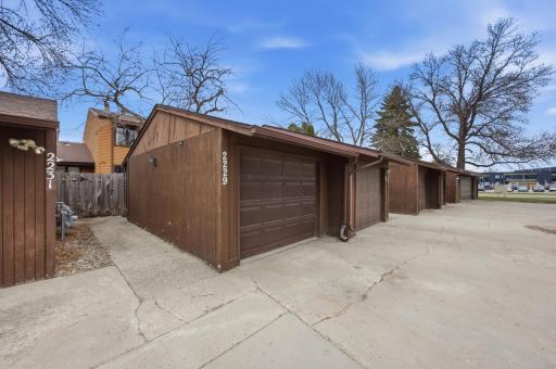 2229 4th Avenue S, Moorhead, MN 56560