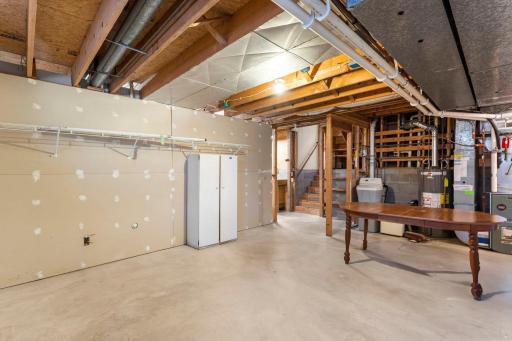 45-web-or-mls-12010 Poppy St NW-264.jpg