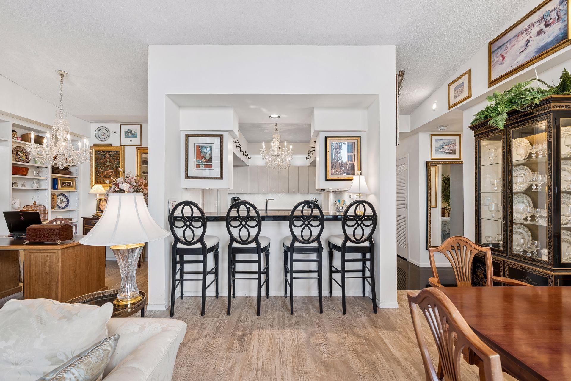 A smart floor plan with the kitchen in the center of the living space