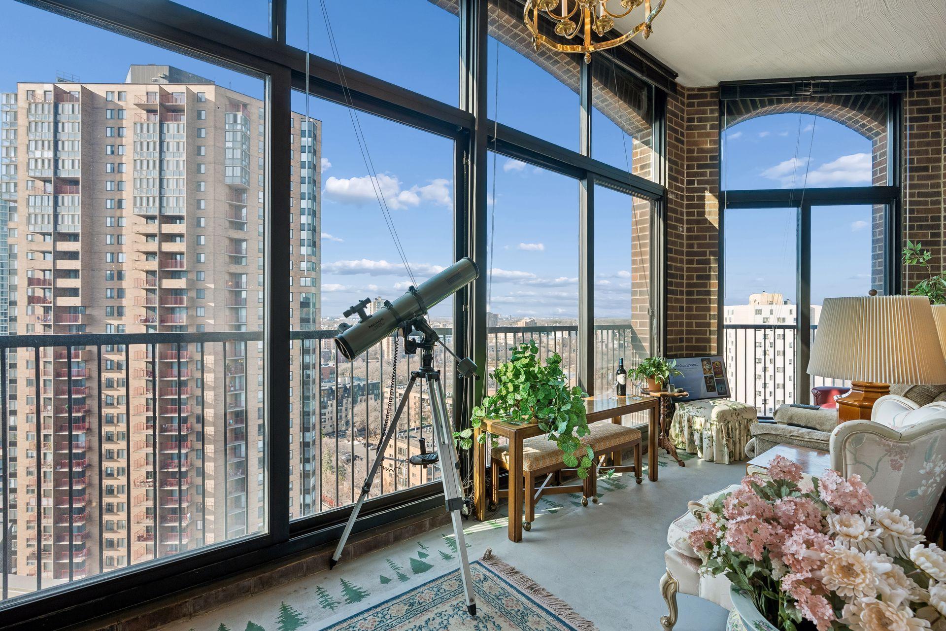 Step out onto your fully enclosed balcony to get a panoramic view of Loring Park & the southern metro