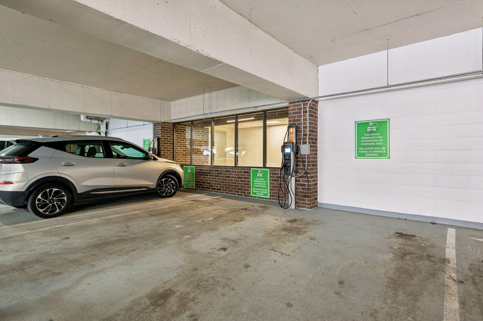 Guest parking with several electric vehicle chargers