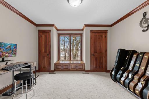 27665 Virginia Cove, Excelsior, MN 55331