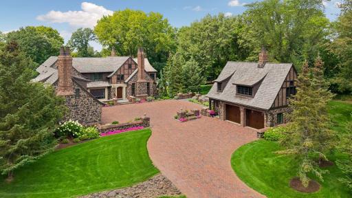 230 Salem Church Road, Saint Paul, MN 55118