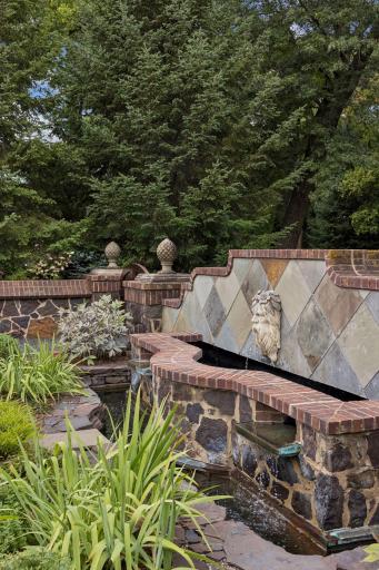 Water Feature in Auto Court