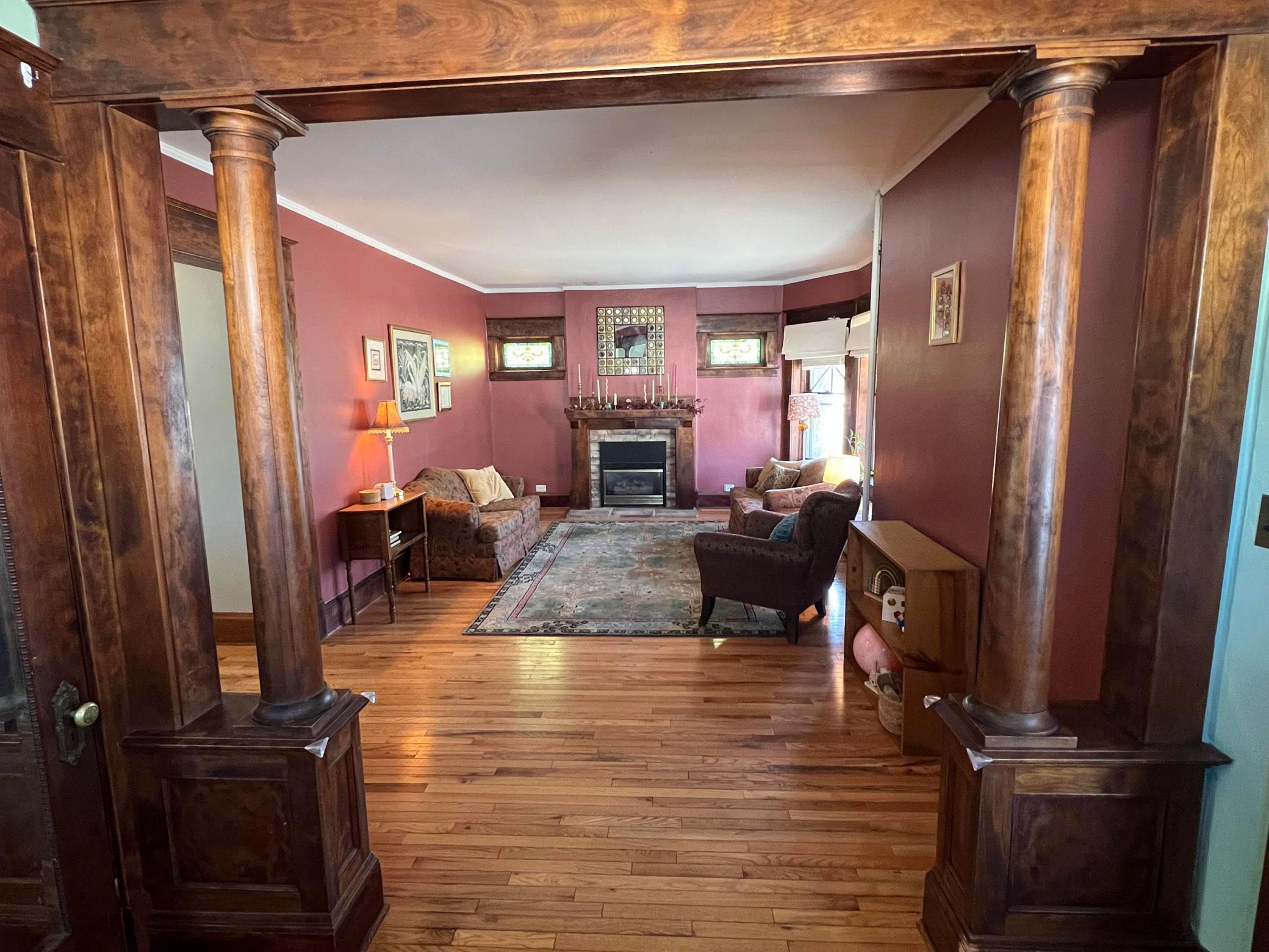 Beautiful Craftsman Woodwork in Entryway