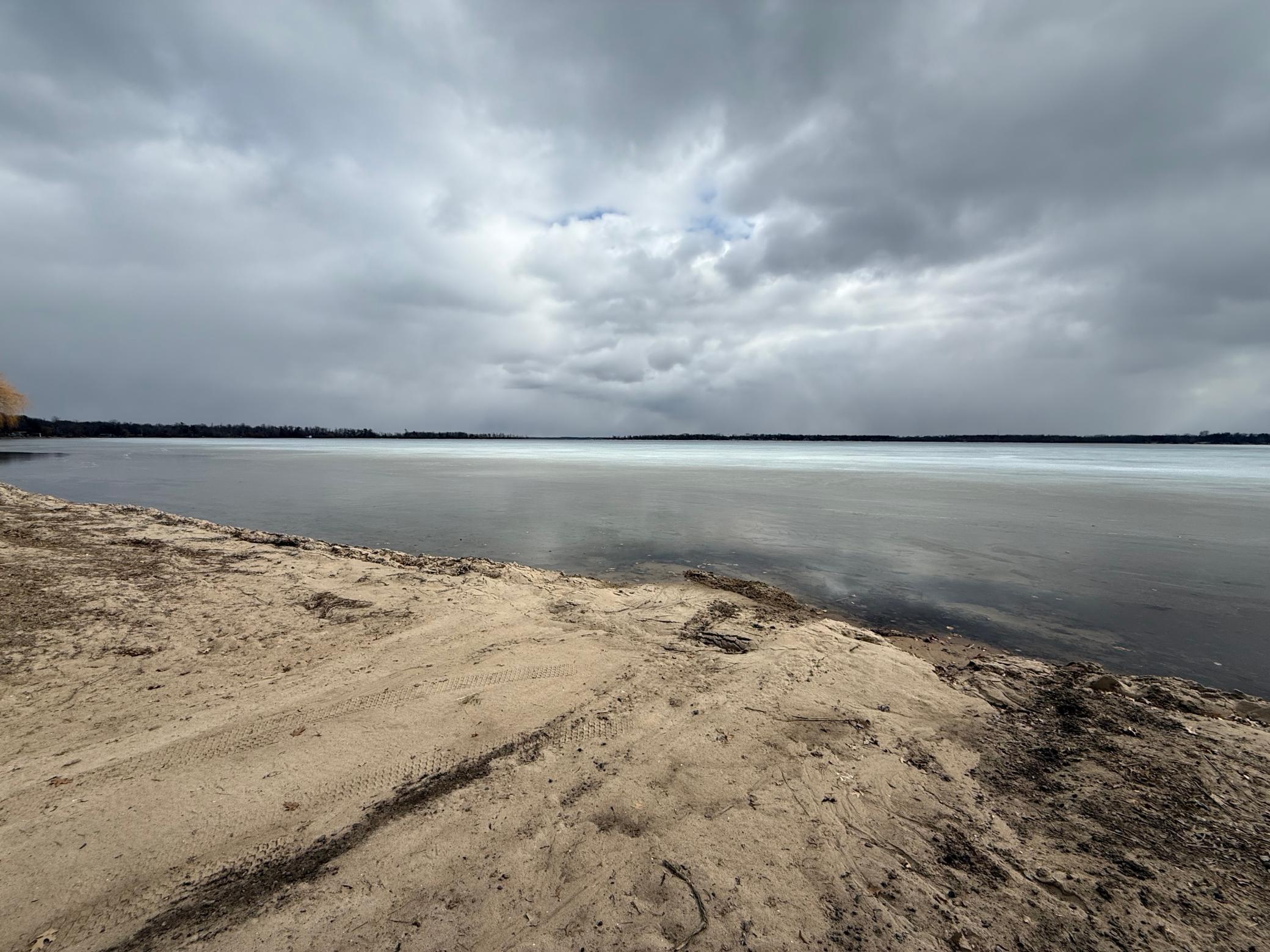 Association Launch / 6000+ Acre Lake / 97 feet deep