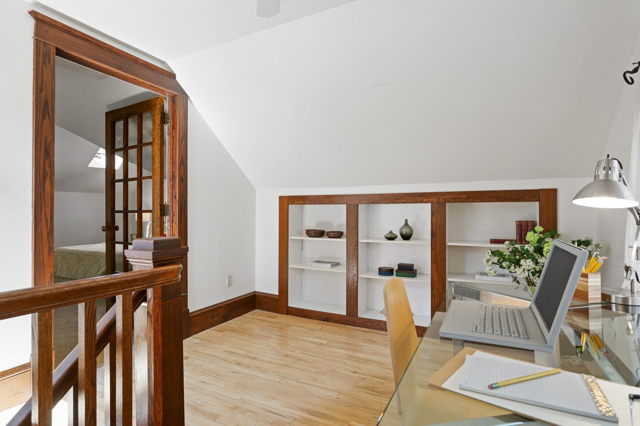 Upper Level Loft Area, Could make for a great office space!